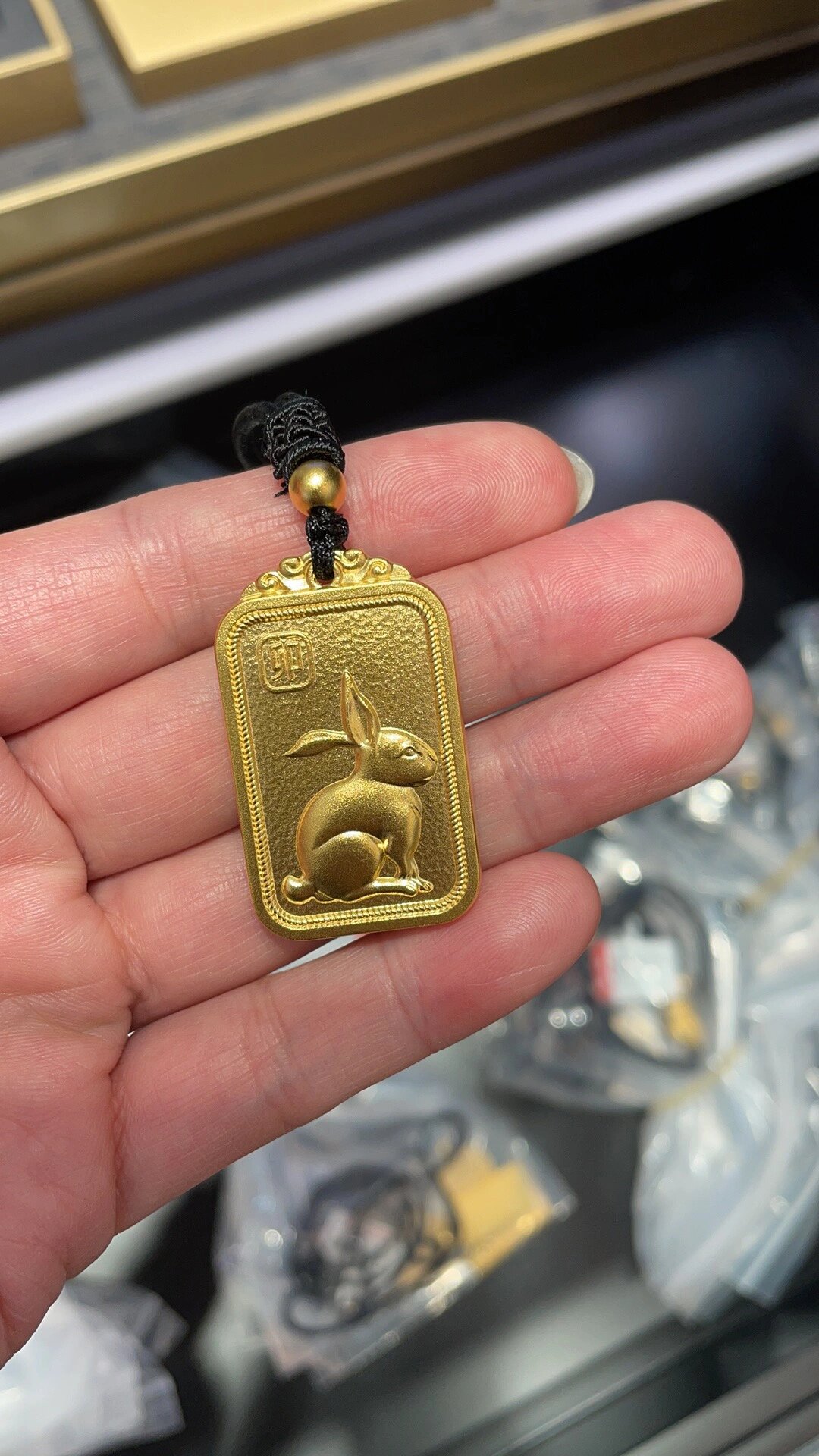 老庙黄 古法金兔子吊坠超好看
