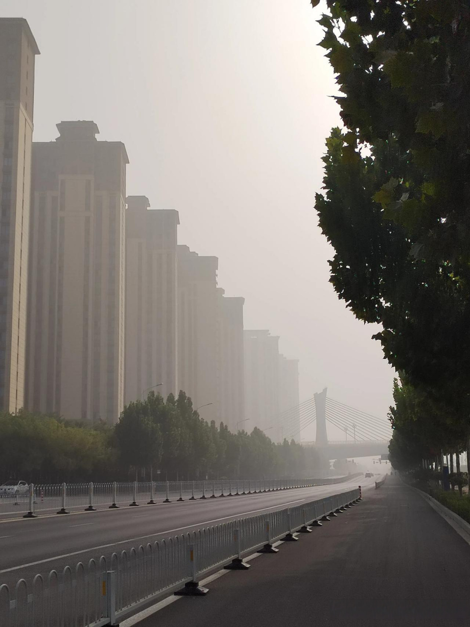 记得刚来邢台的时候,对邢台的第一印象就是两个字"雾霾"