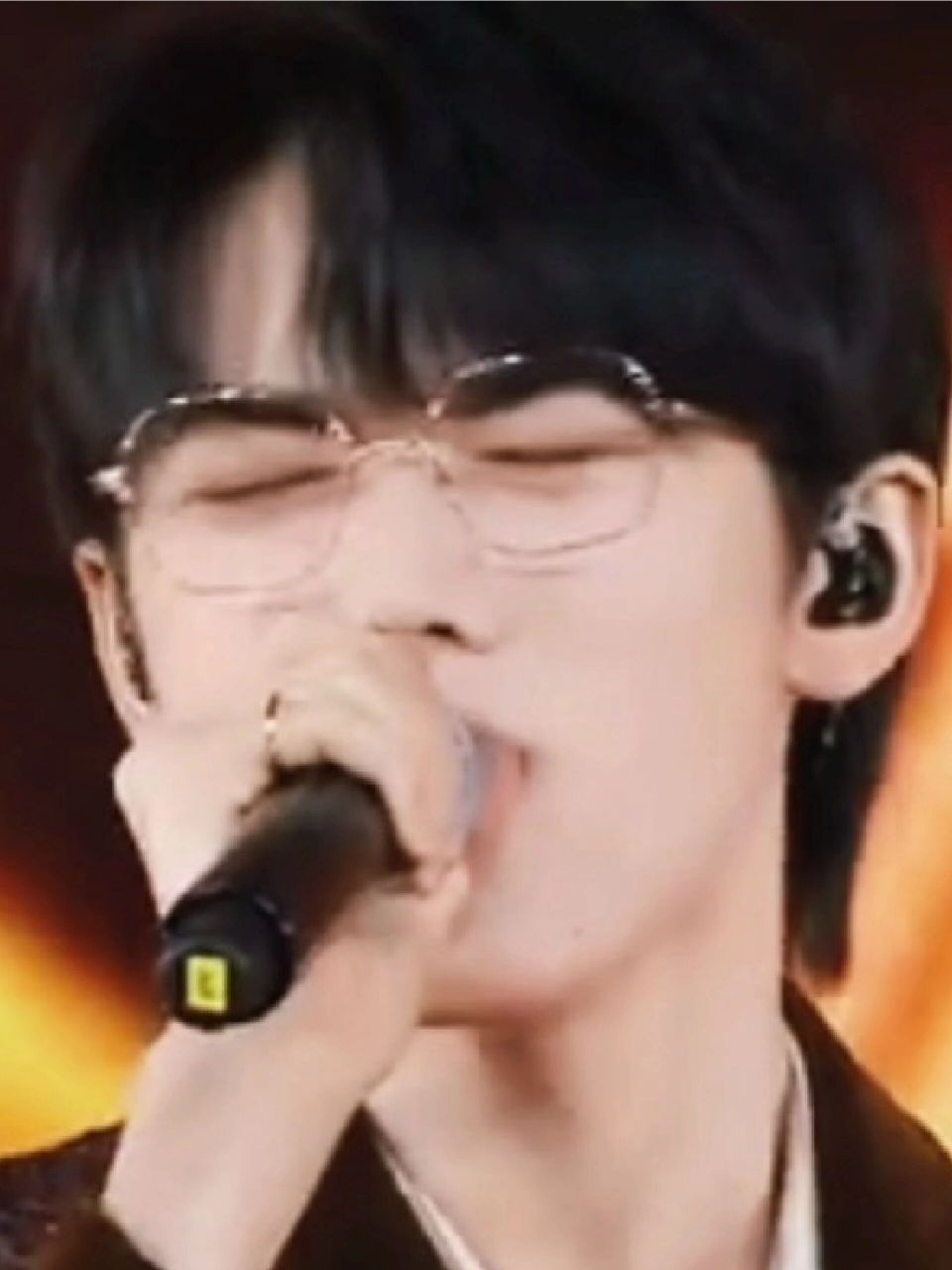 宋亚轩《黄昏》开口跪好爱主唱黄昏太好听了