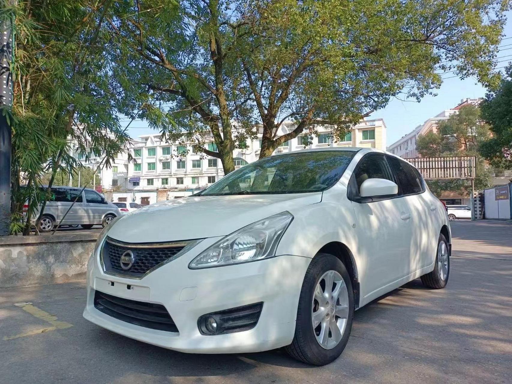 13年上牌尼桑骐达,1.6l黄金排量又省油,表显9.