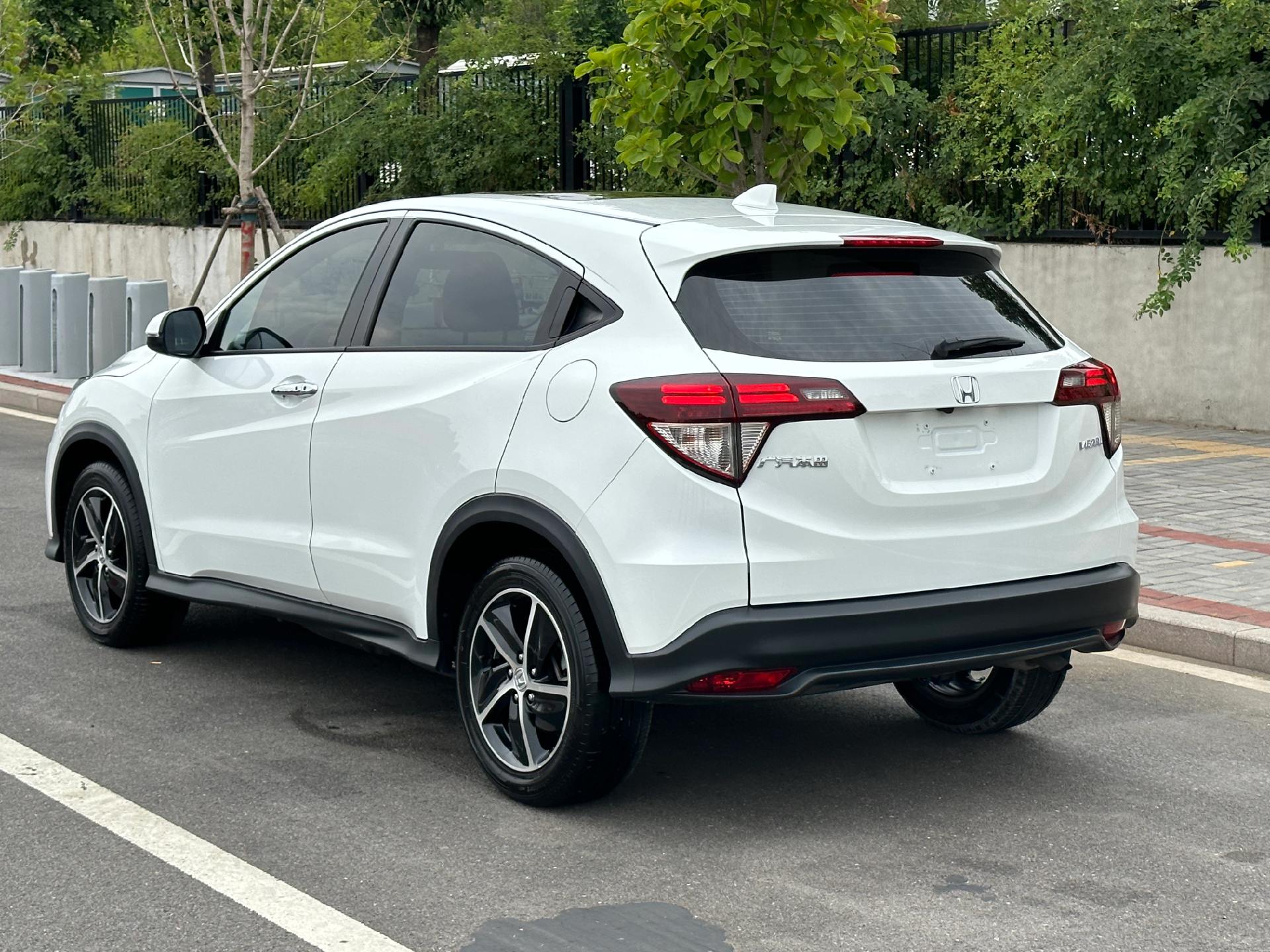 5l豪华版.2020年11月上牌的本田缤智1