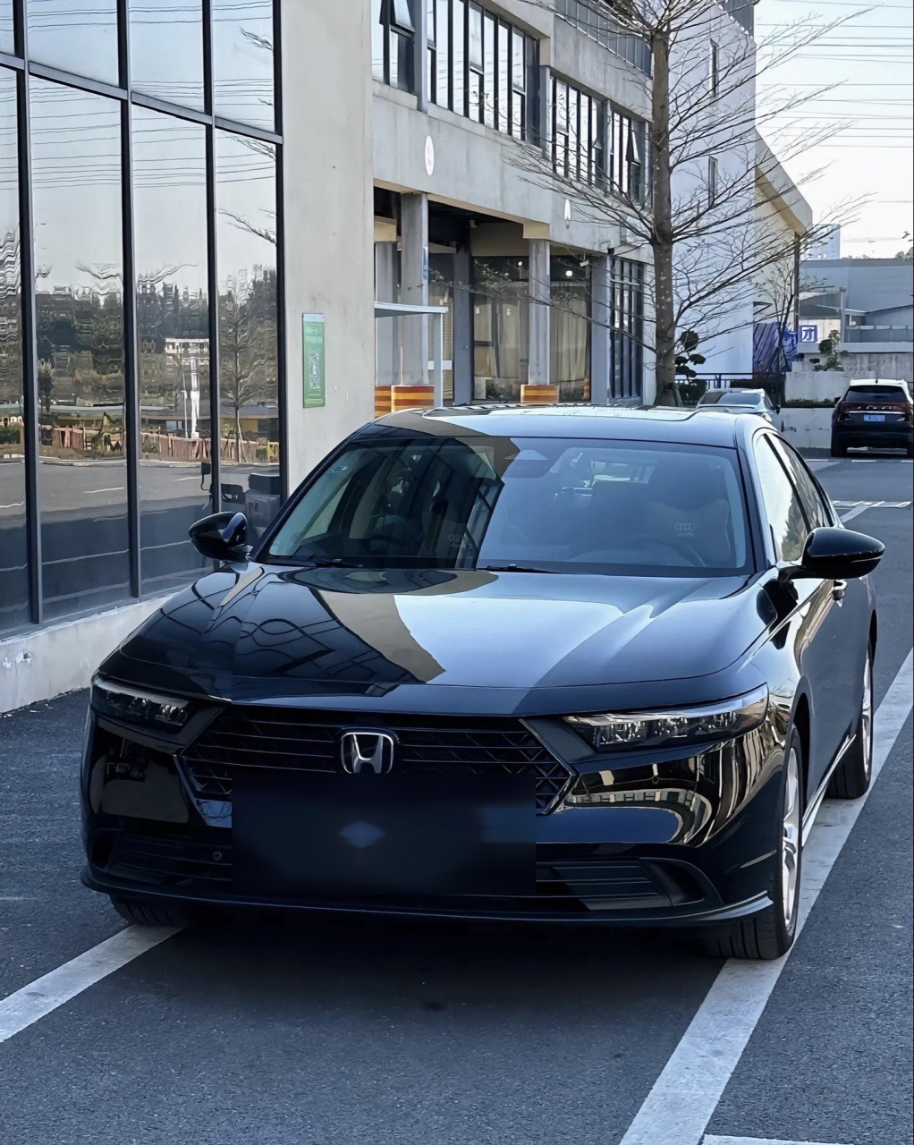 十一代雅阁难道只是侧颜杀吗?各个角度都很好看