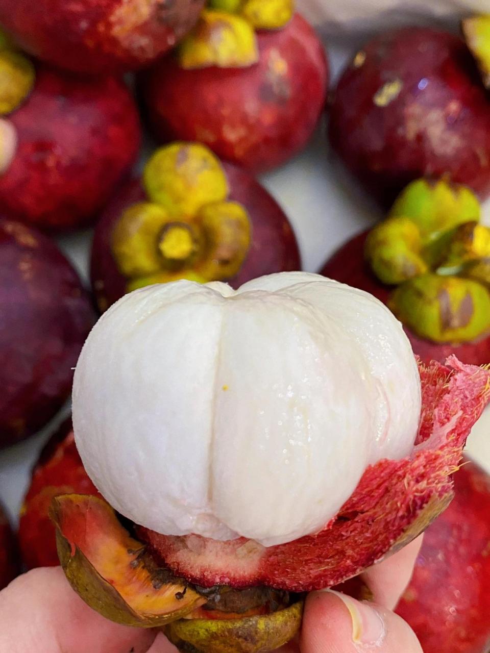 真金不怕火炼,好山竹不怕验货 泰国5a/6a山竹新鲜到货,随便开都是大白