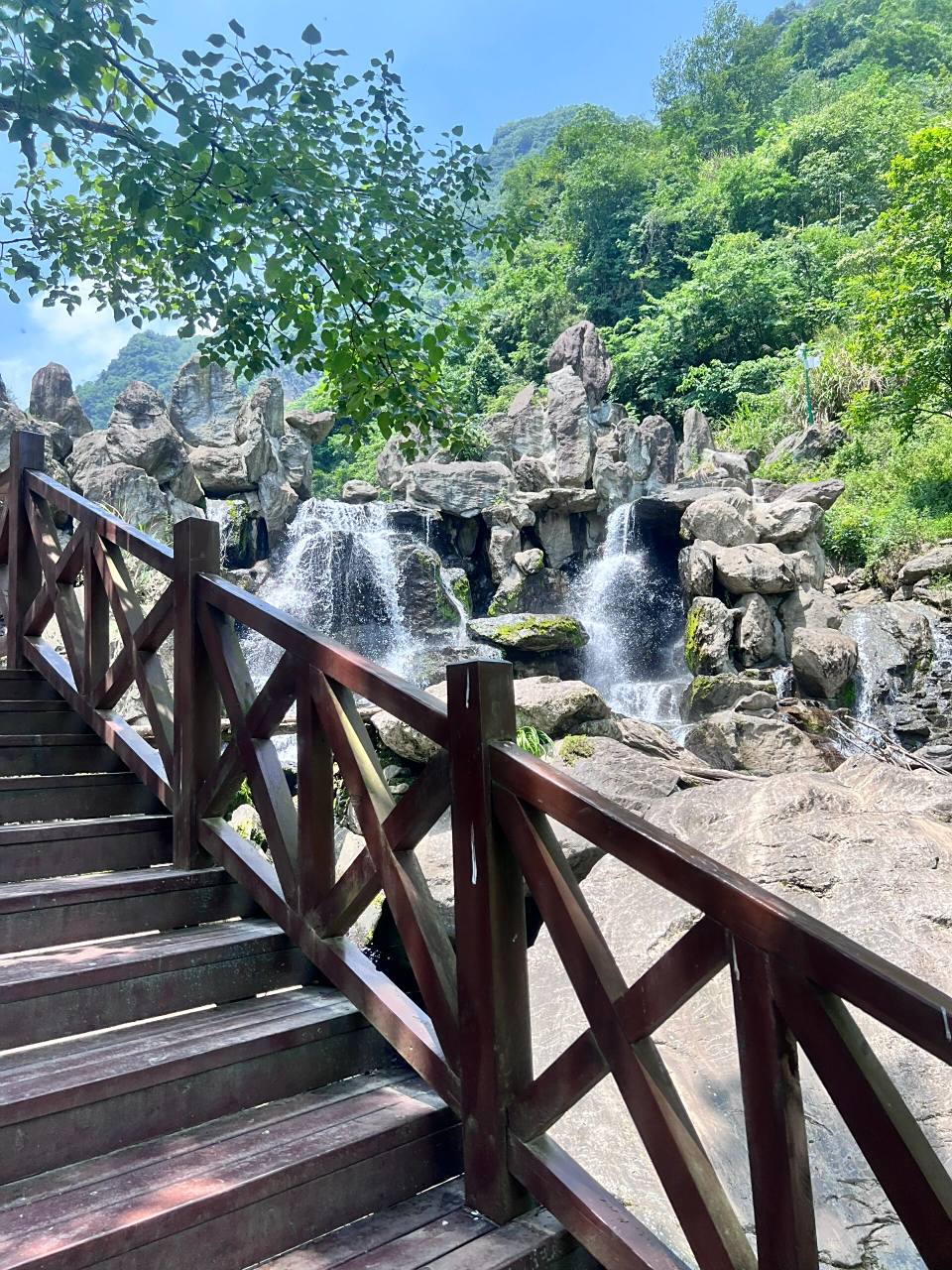 陕西平利县芍药谷_小众旅游点 从安康开车去平利芍药谷,走国道,1.