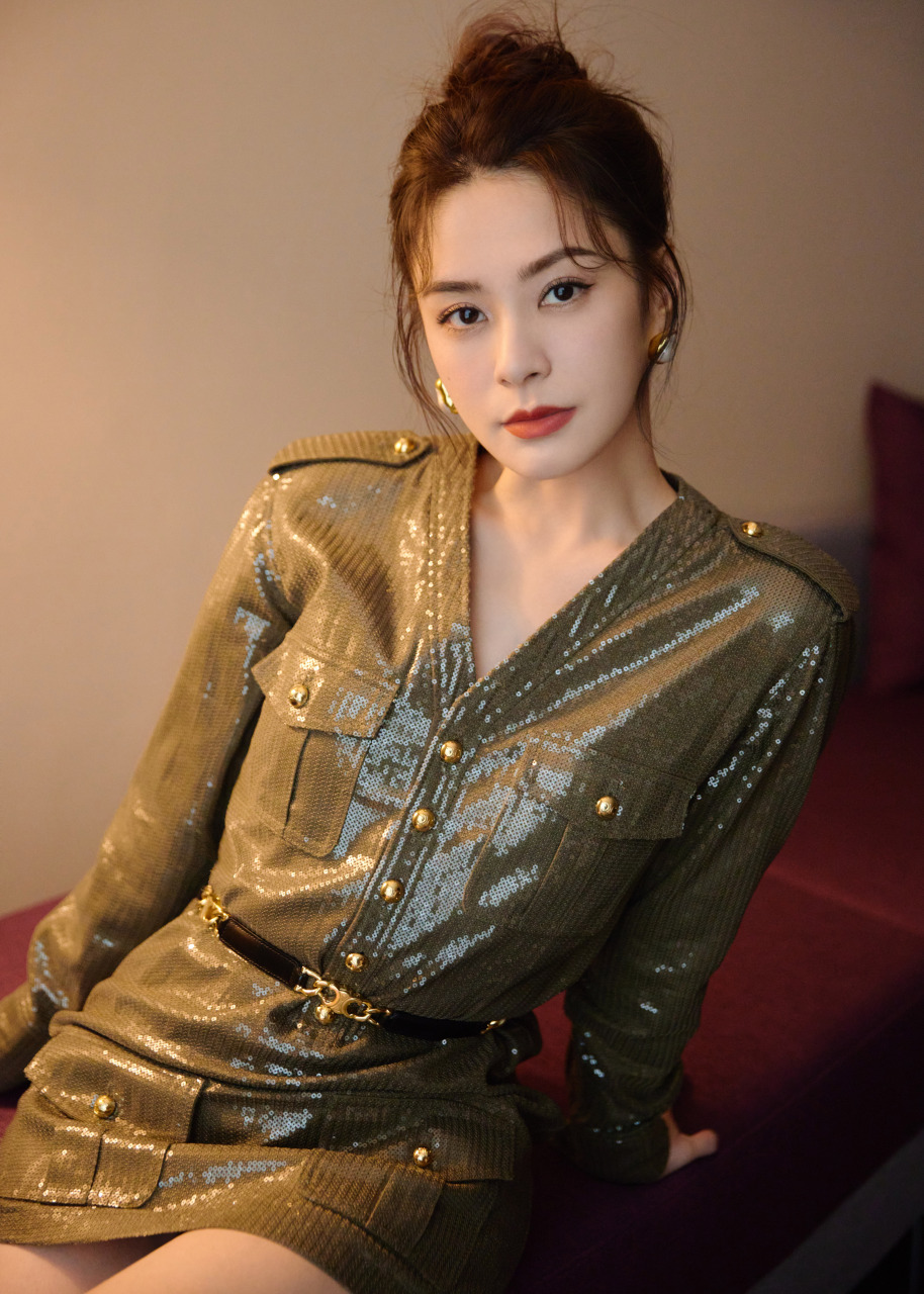 twins蔡卓妍,鍾欣潼9015业美图暖光氤氲,细闪粼粼78摩登牛仔