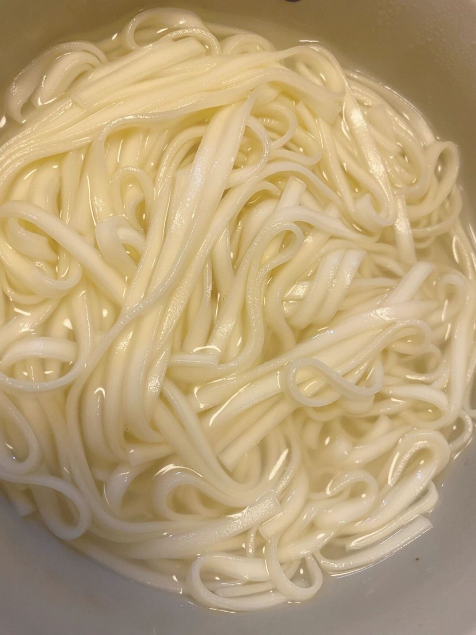 不能空腹吃药药 为了不空腹吃药,清水煮挂面.