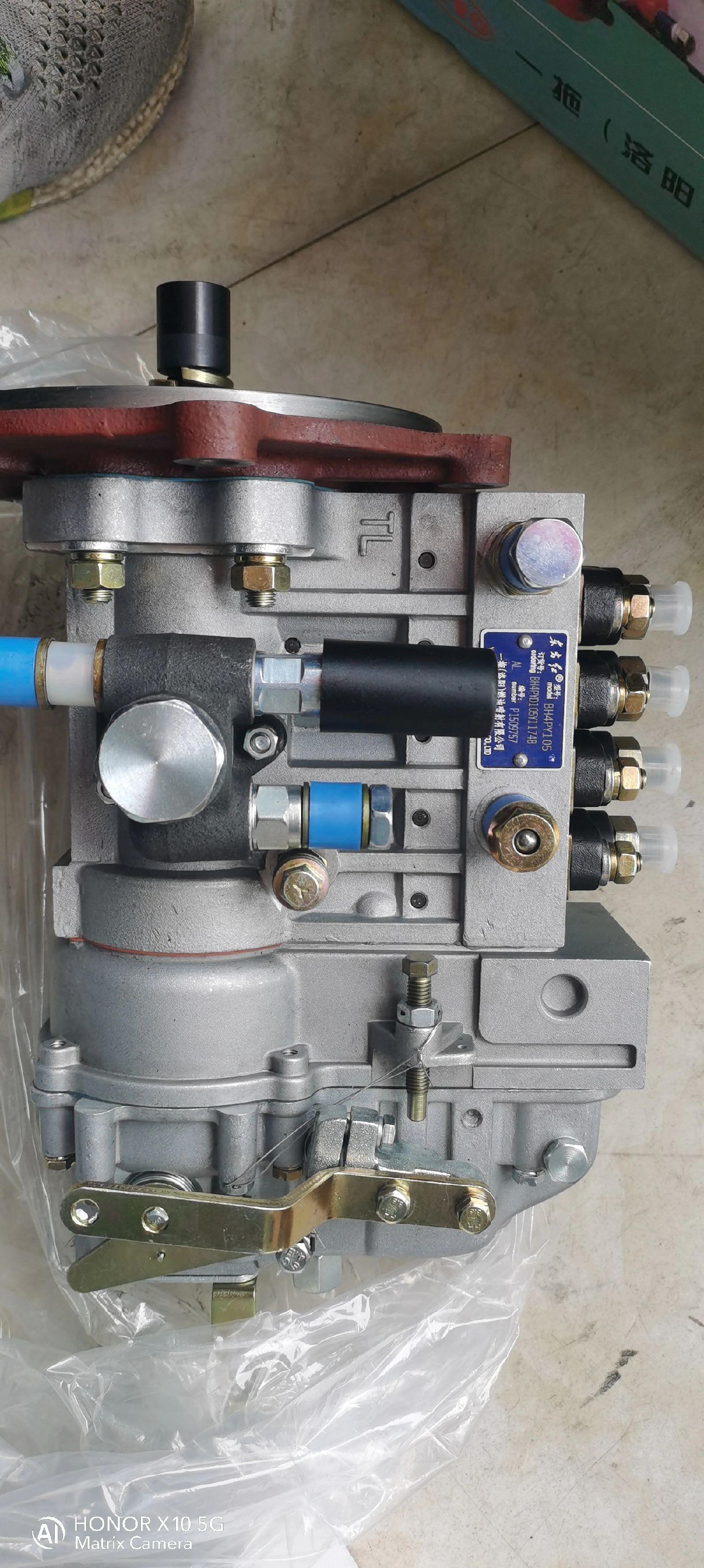 油泵,增压器,喷油器,油嘴校油泵配件.