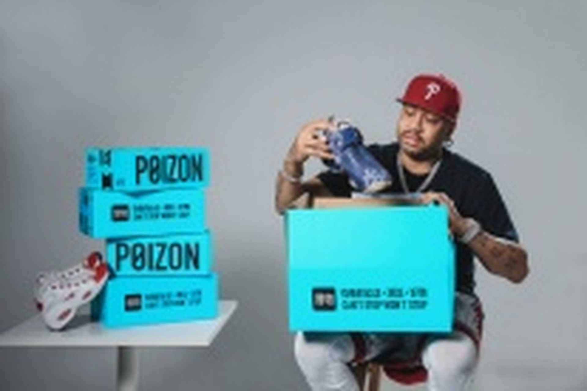 上得物搜索93#艾弗森亲签抽奖#评论你和艾弗森的