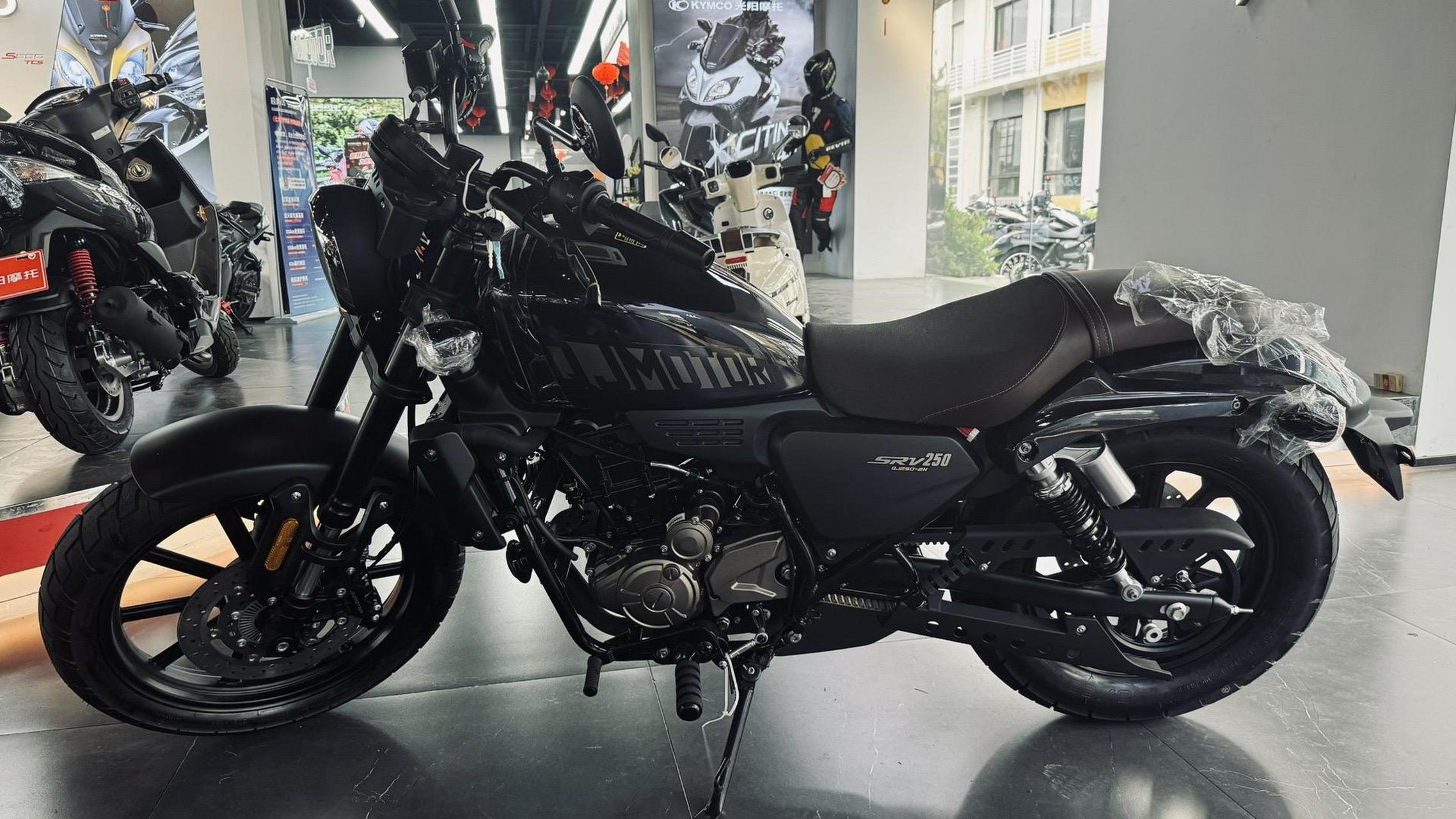 热门车型-钱江闪250 官方指导价-17900(96优惠) 详情请咨询,一站式