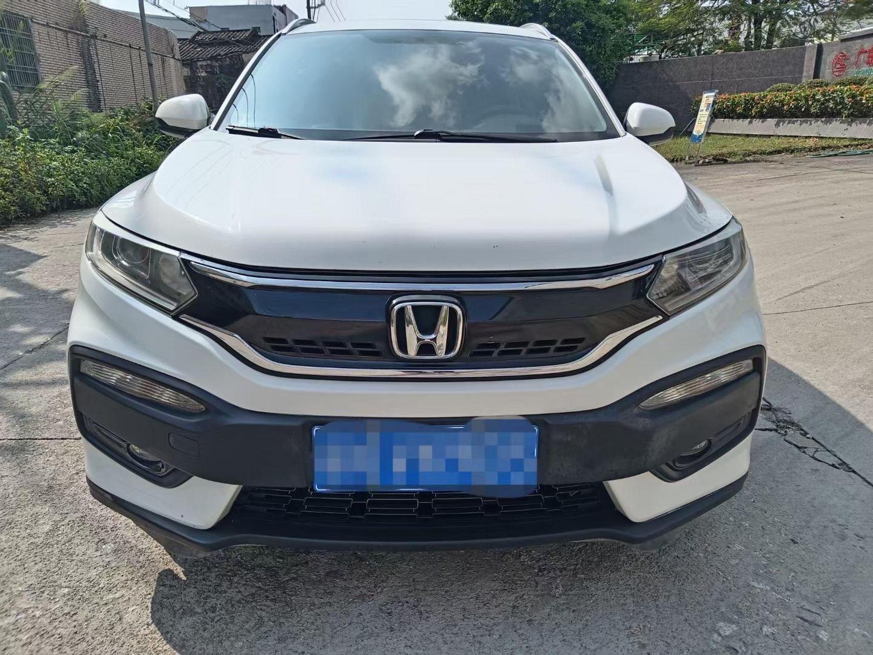 15年本田xrv舒适版1.8l 全景天窗  加装一键启动 后视镜自动折叠