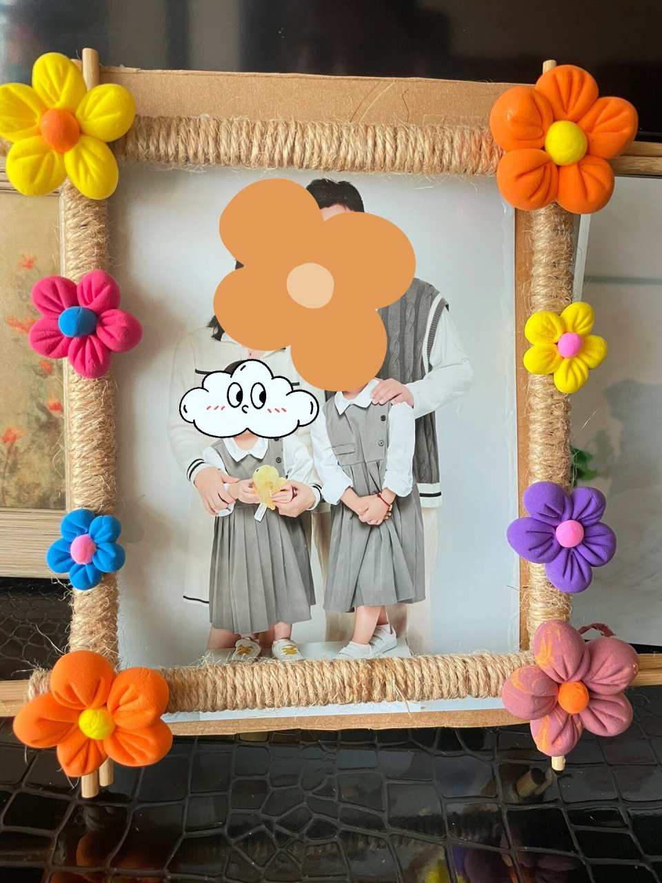幼儿园手工～全家福自制相框   还没开学就有手工手残党麻麻看了很久