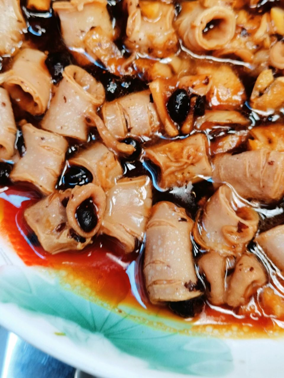 家常菜:豉汁蒸粉肠! 材料: 粉肠(14米),豆豉,调味料 … 过程: 1.