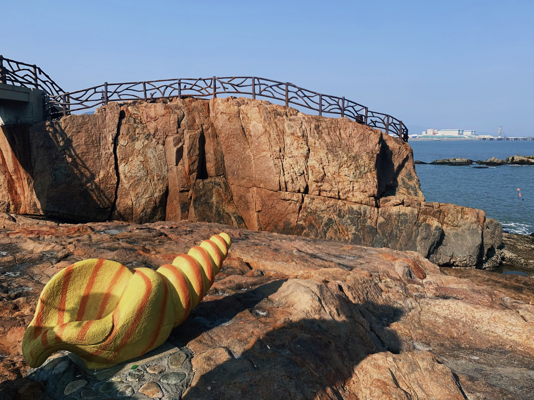 地址:福鼎市渔井村. 从福鼎市出发上高速半个小时左右到达鱼井 .