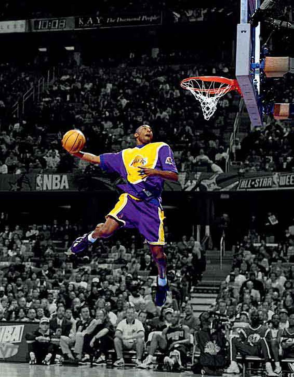 1997年2月8日,科比参加nba全明星扣篮大赛!