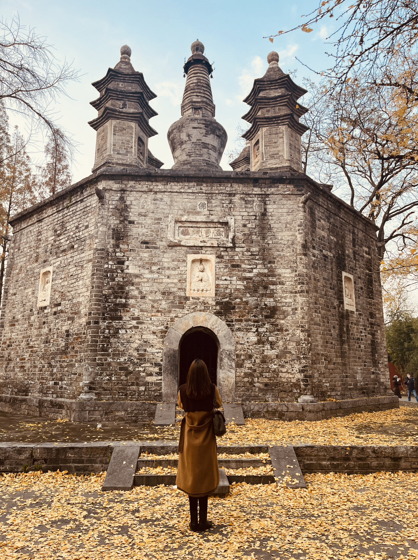 襄阳61广德寺  初冬的银杏叶