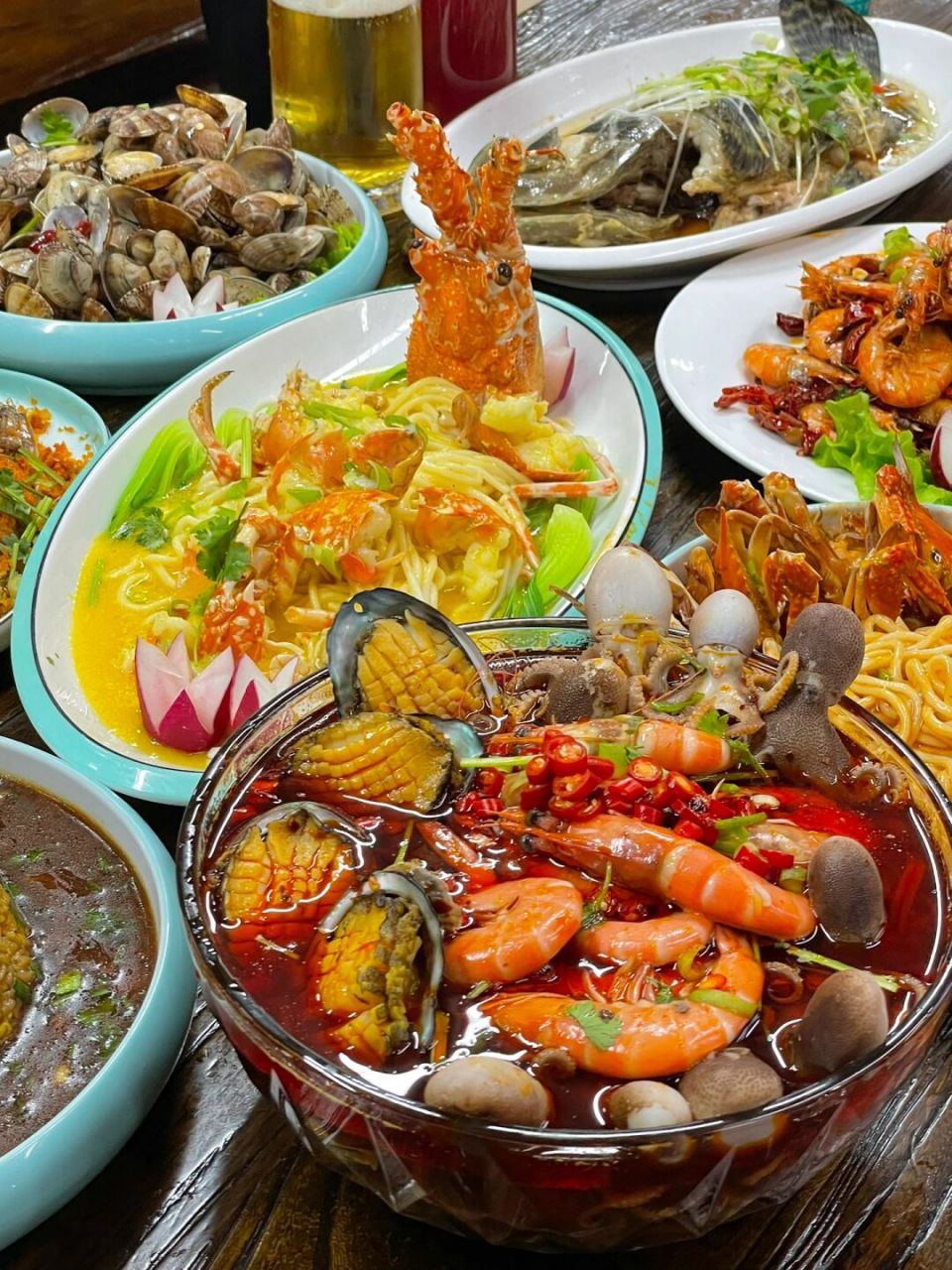 欢迎友友们都来青岛玩,吃海鲜哈啤酒91感受青岛当地的啤酒屋文化!