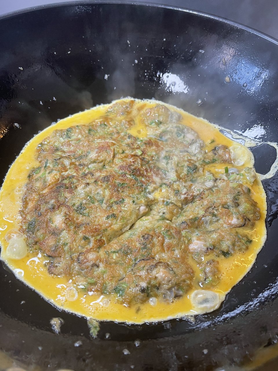 海蛎煎 去年买的地瓜粉不好,应该是掺了面粉的,所以一直勾不好芡 今年