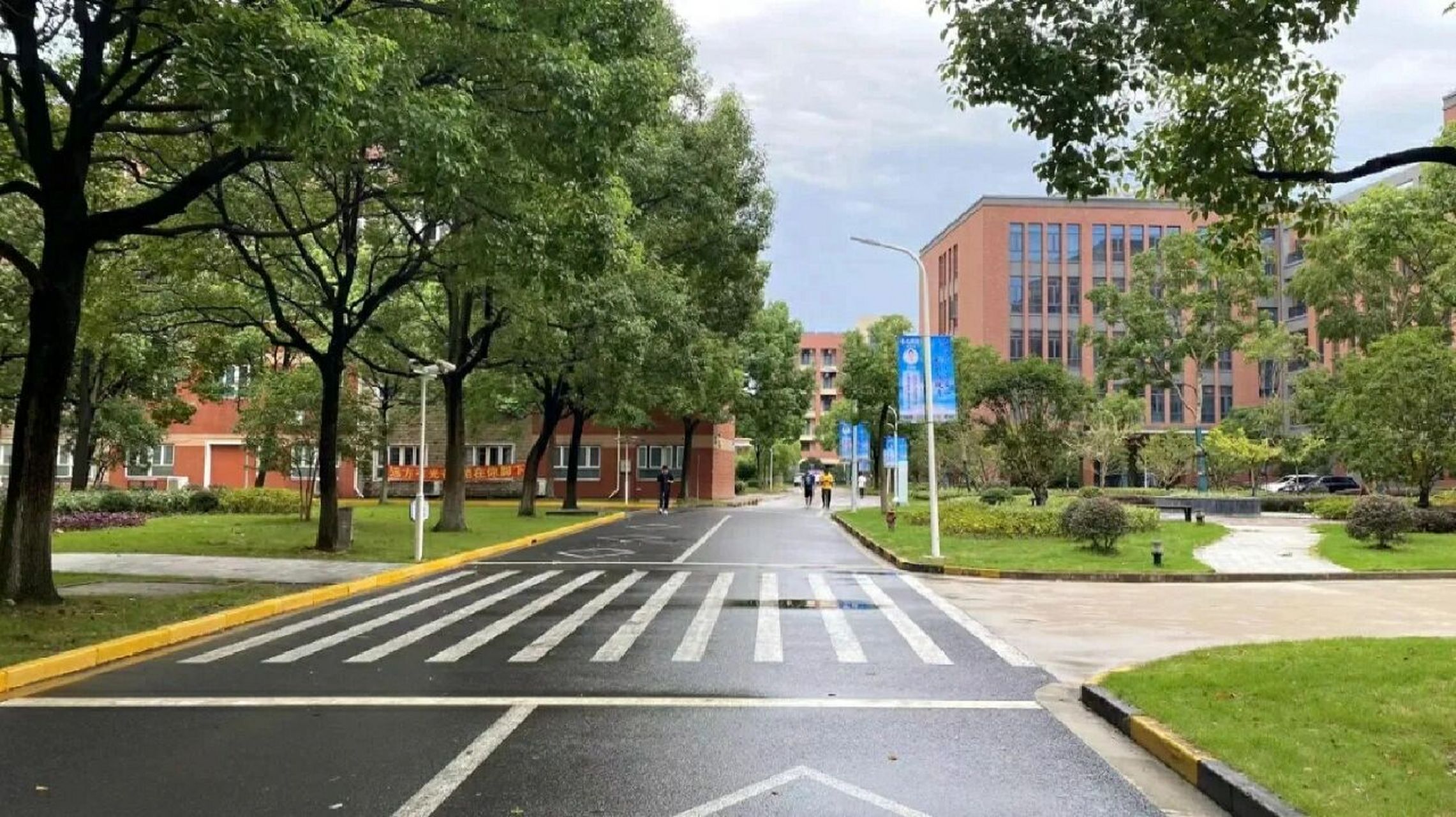 上海东海职业技术学院 上海东海职业技术学院新生答疑