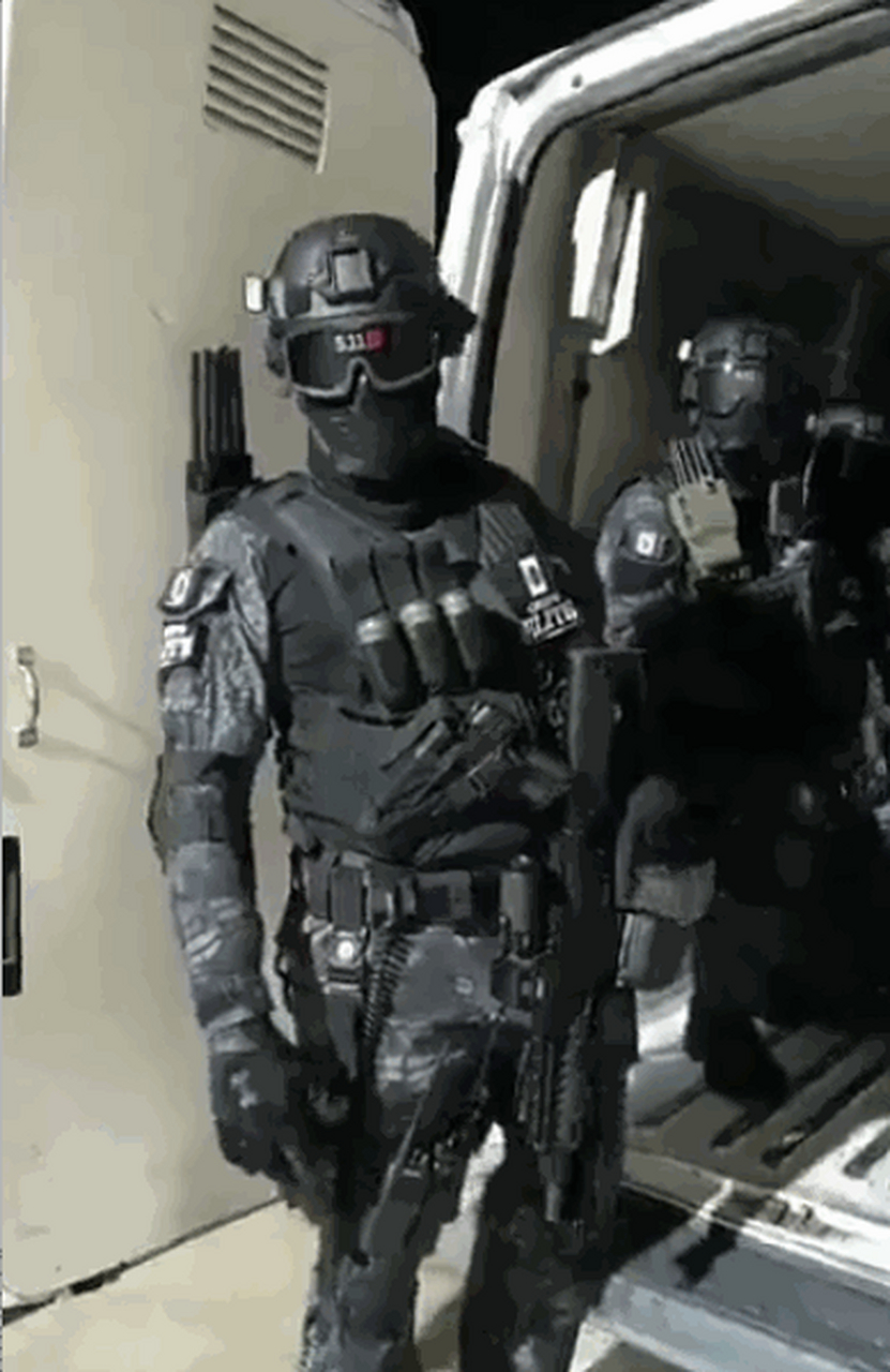 这是贩毒武装,不是特种部队; 动图中的是墨西哥贩毒集团cjng按照特种