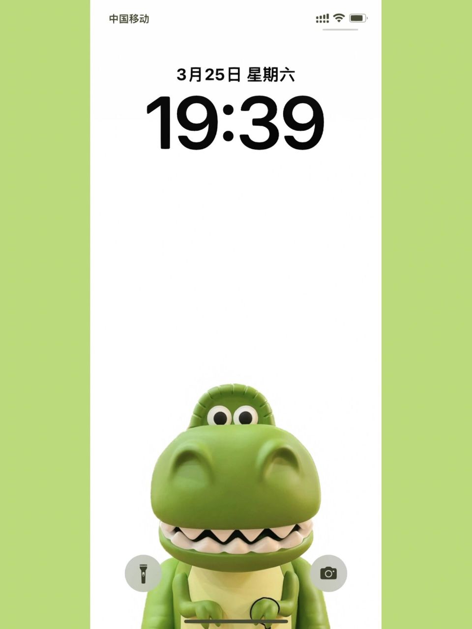 抱抱龙手机壁纸款 给大家分享啦,自己截图或者私信我哦