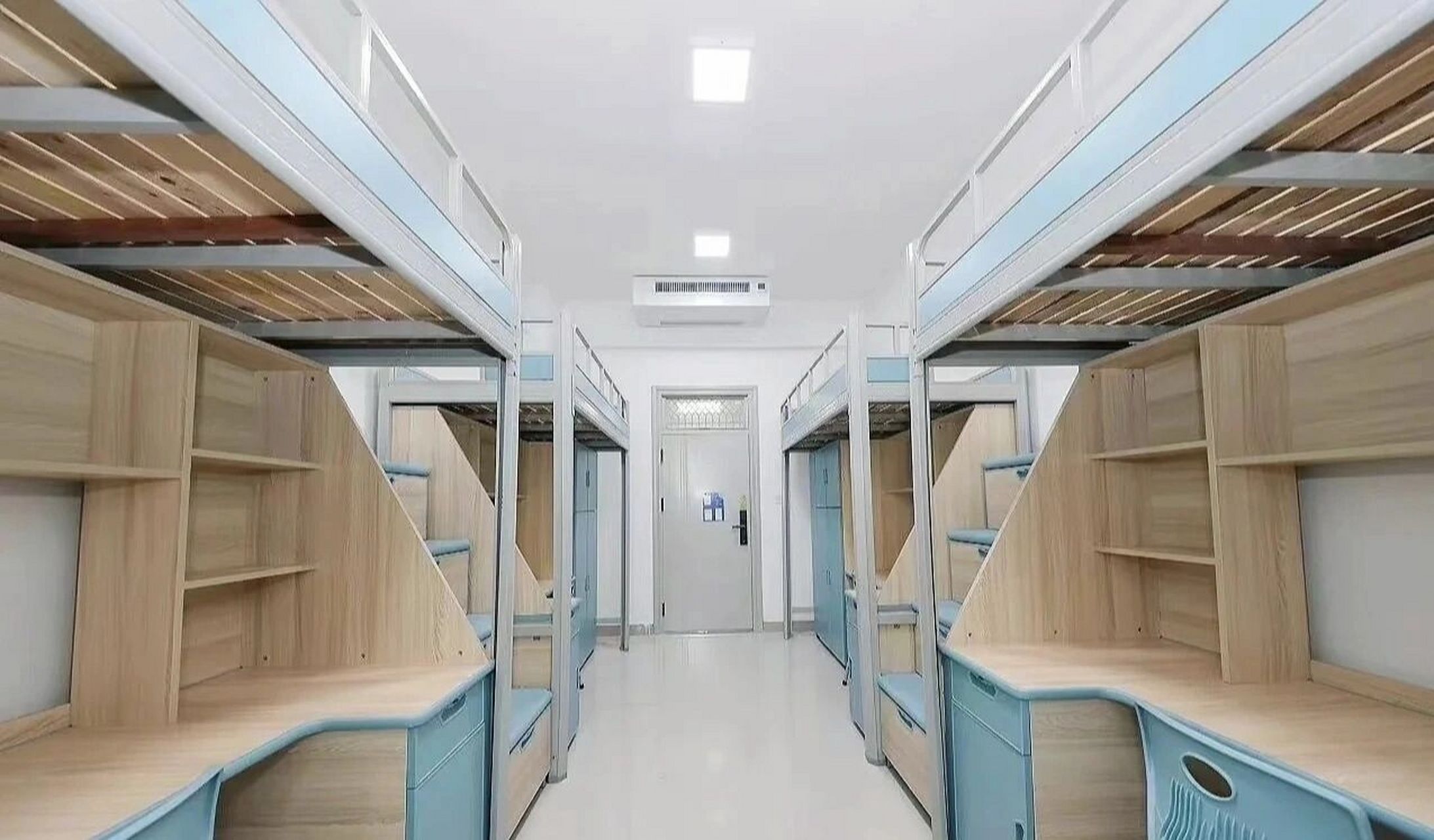 选择南京信息工程大学的好处 宿舍敞亮,光线好,干净卫生,宽大舒服