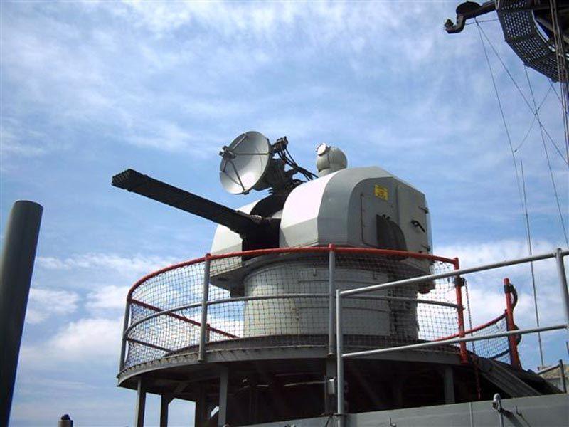 没骗我,这是真正的"密集阵" 12管的,不一样的近防