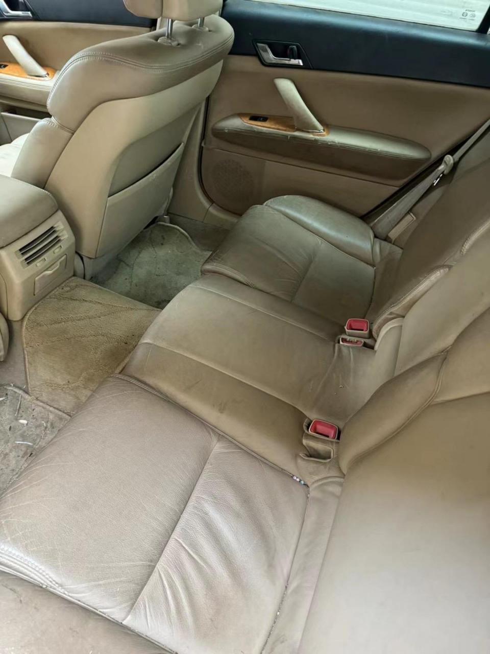 05年129715 锐志2.