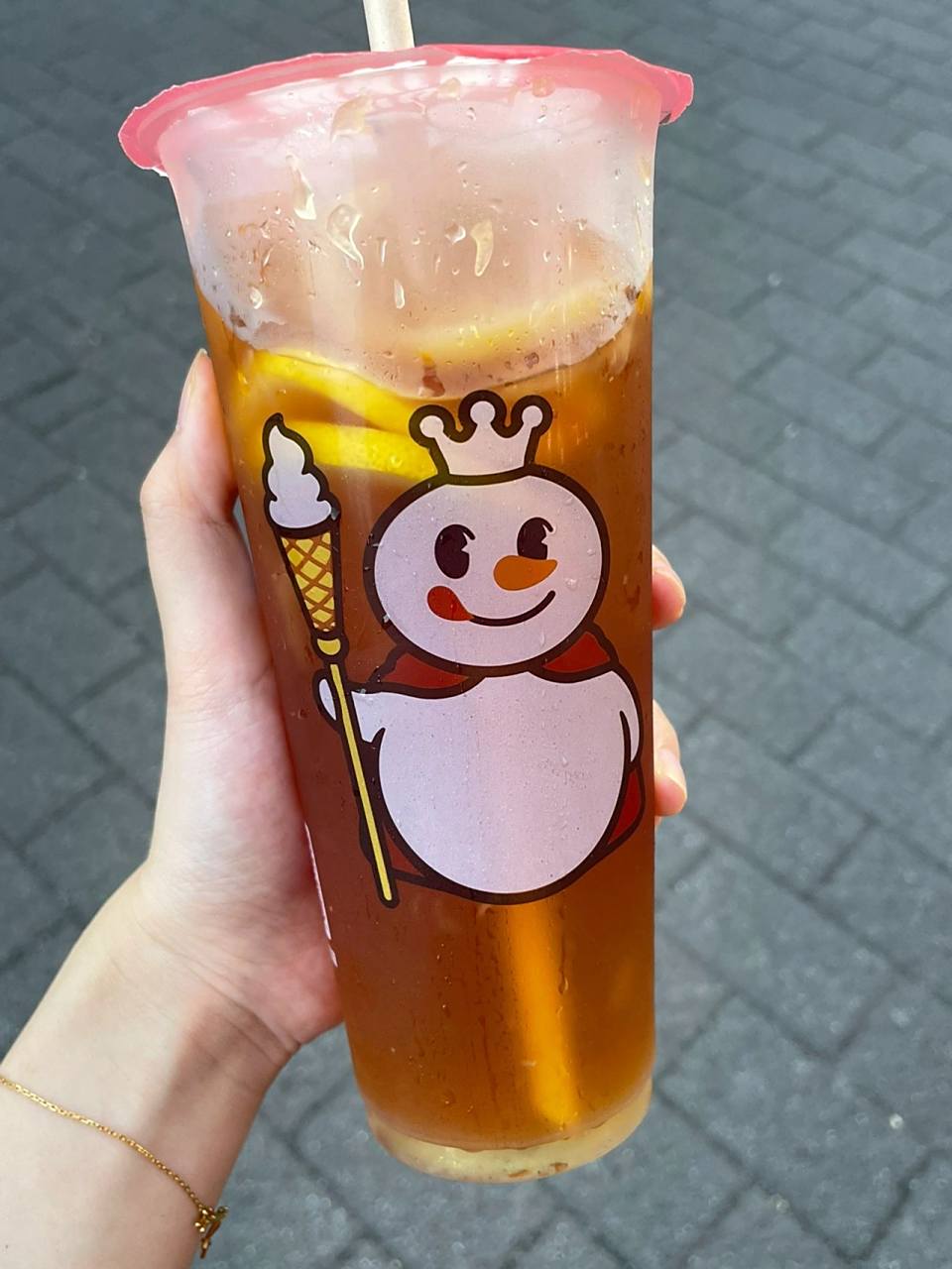 酸酸甜甜的 可惜下架了,问了店员还能做,开心! 希望蜜雪冰城清醒一点!