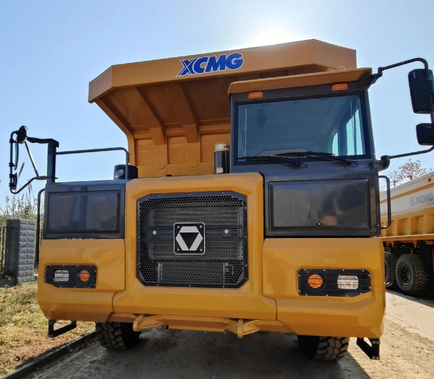 徐工矿卡xdr80te--85v,xd40-45铰接自卸车等xe750-950大型挖机供客户