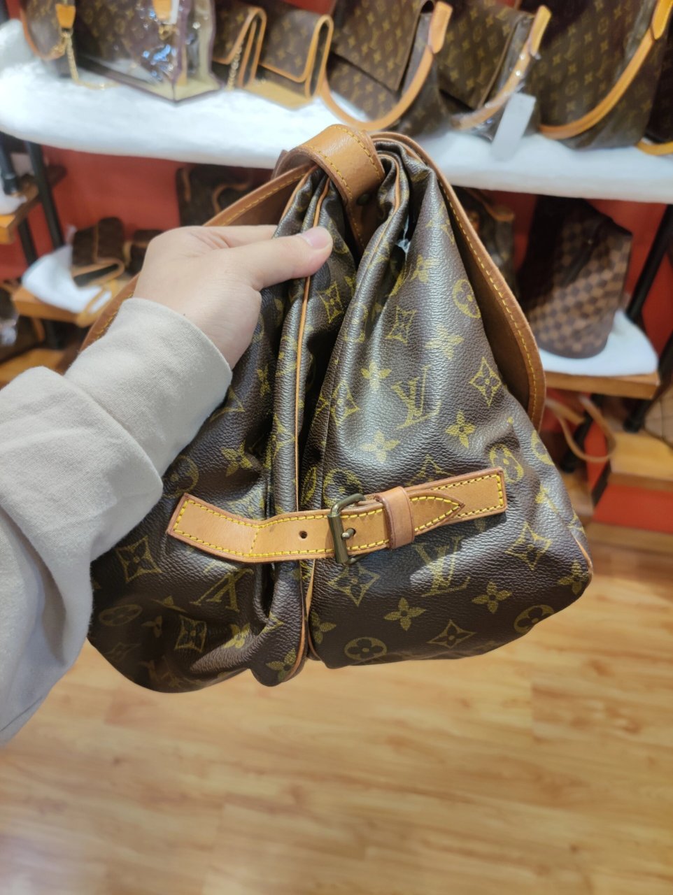 lv 中古 双子星中号 全原装的,lv 中古 双子星中号 局部水渍,干纹,蜜