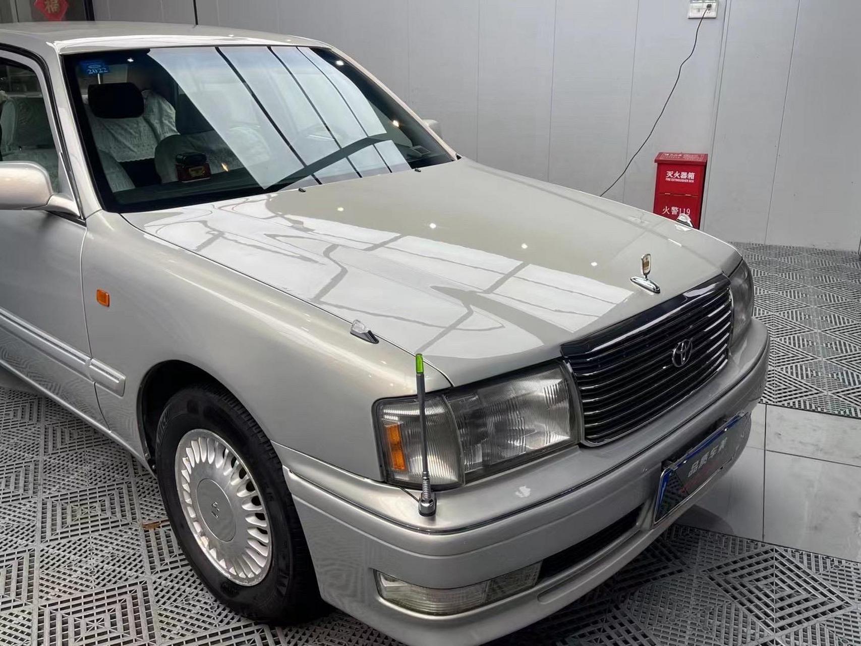 01年 丰田皇冠155 千禧版 vvti发动机 极品