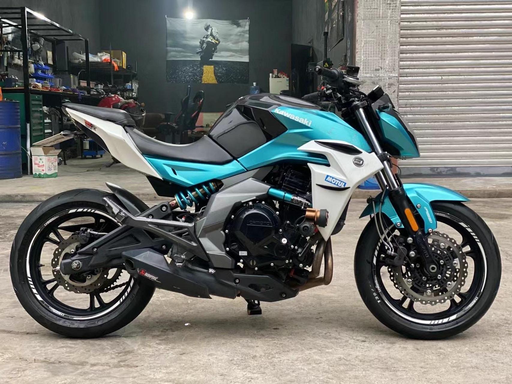 春风400nk  17年3月上牌 四手户  三万一千公里 机器状态好 成色细节