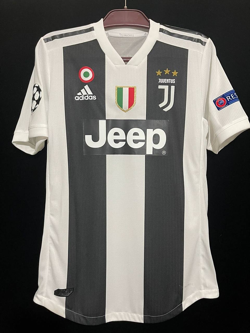 c罗 2018/19 尤文图斯主场球衣 2018-2019欧冠主场市售球员版短袖