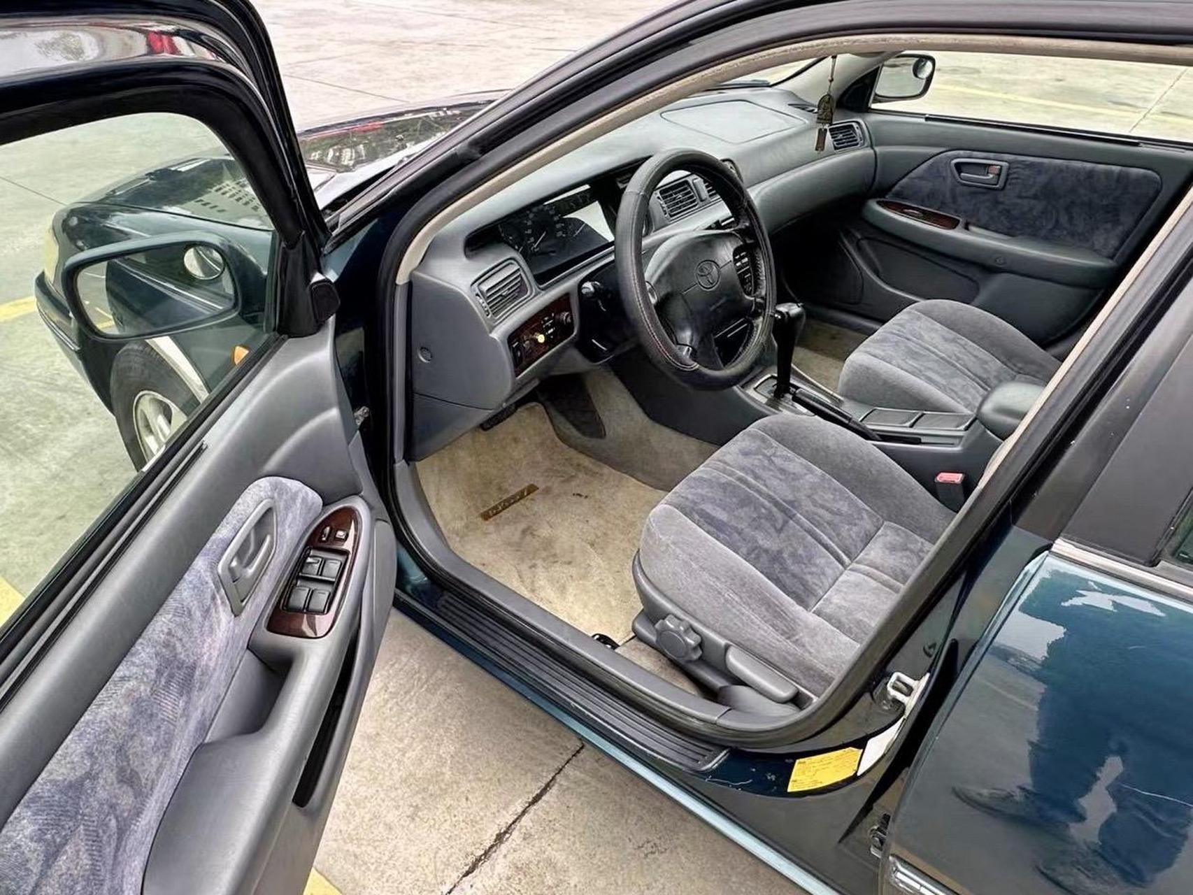 96年丰田佳美    最美厅长绿颜色  极品车况   随时过户