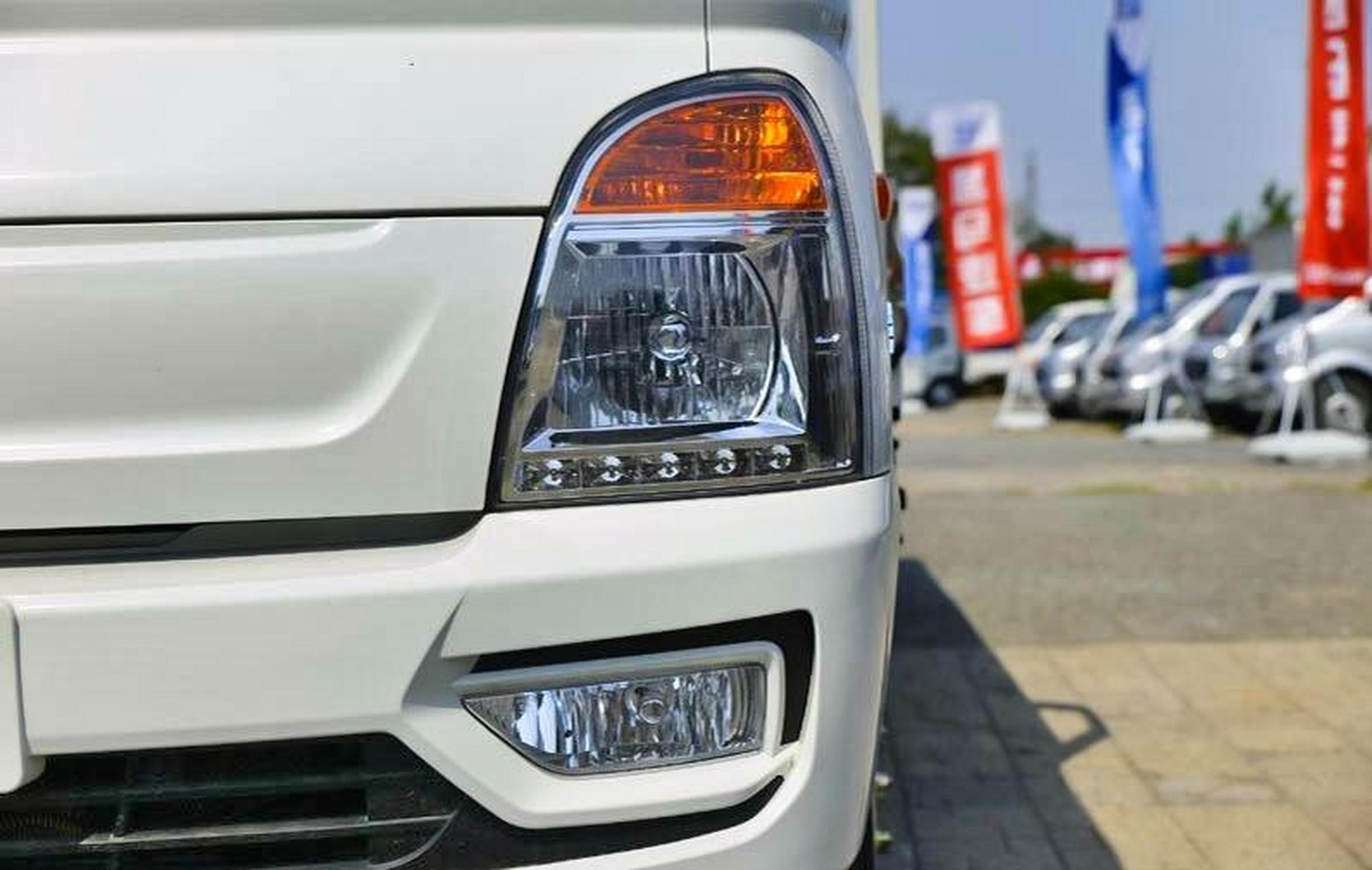 凯马锐航x1.锐航x1厢长4米宽1860可以下地库,1.6  2.0 1.