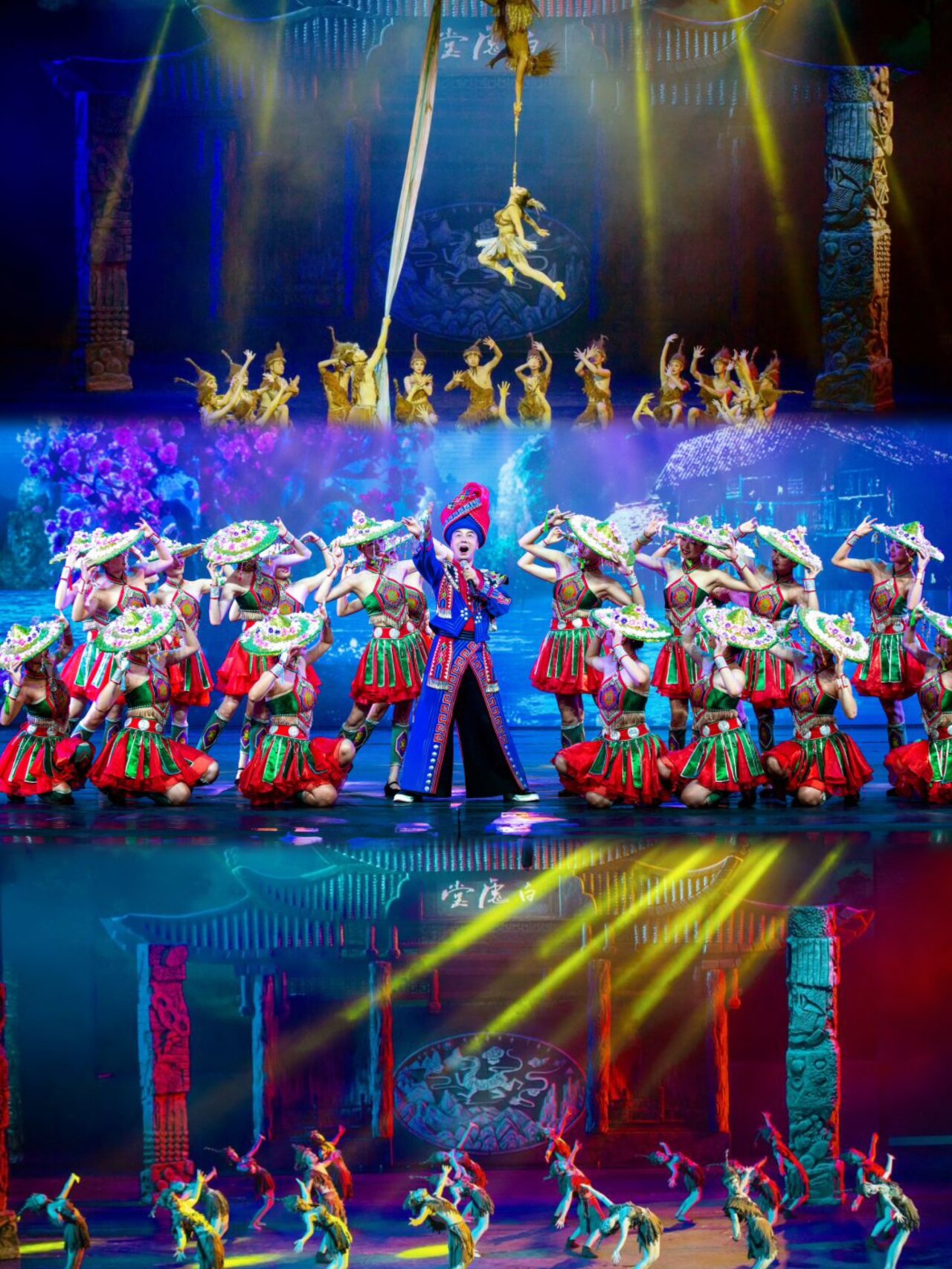 以最地道的方式向你诉说93 98视觉盛宴《魅力湘西》冯小刚总导演