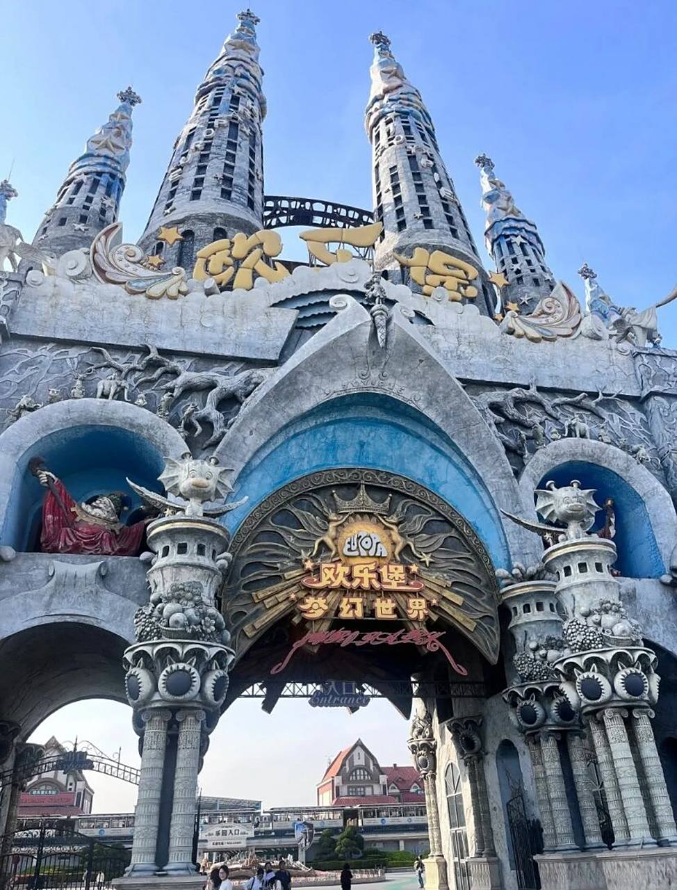 济南泉城欧乐堡 07  泉城欧乐堡位于山东省德州市齐河县黄河国际