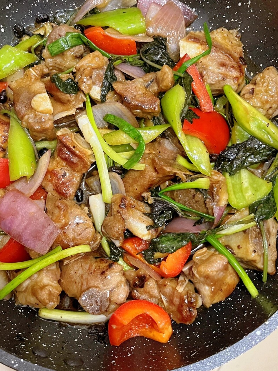 这样做出来的紫苏排骨香嫩可口!