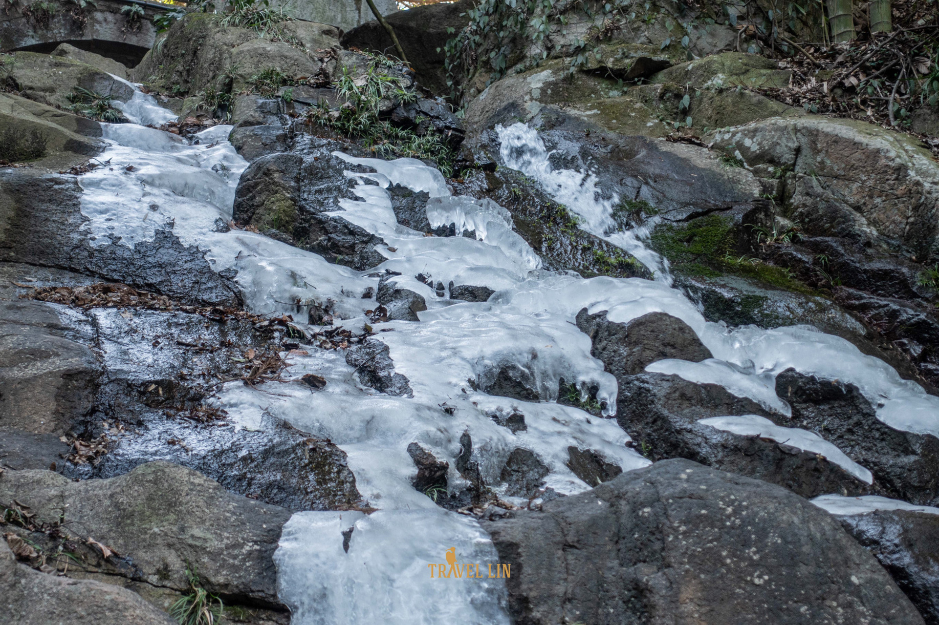 莫干之美在剑池,剑池之美在飞瀑 在莫干山景区,最有名的景点就非剑池