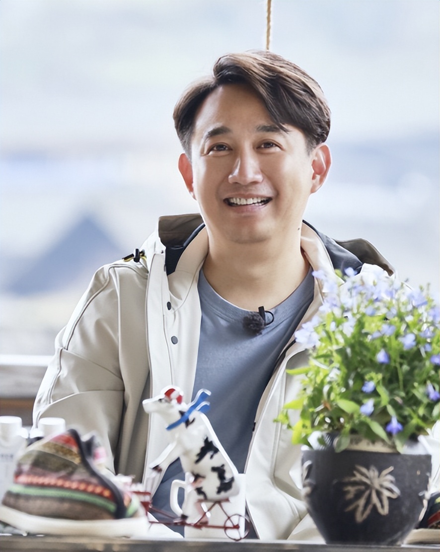 黄磊一家五口泰国度假,真是热闹非凡!