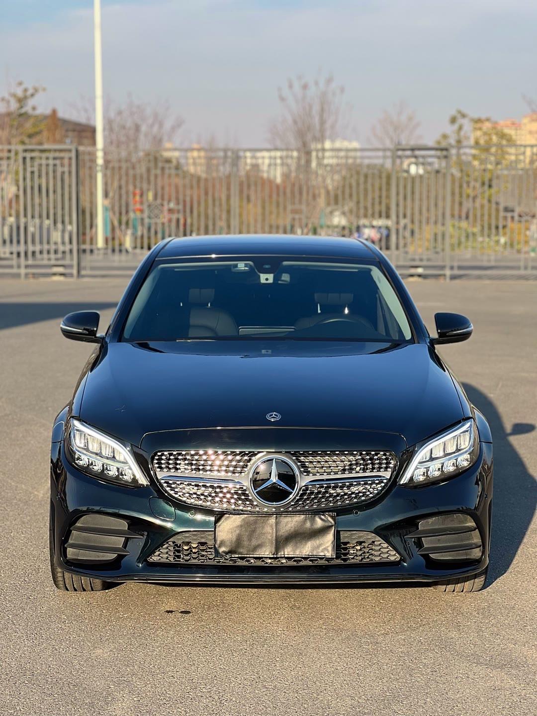 奔驰c级 2021款 c 260 l 运动星耀臻藏版 上牌时间:2020年11月 行驶