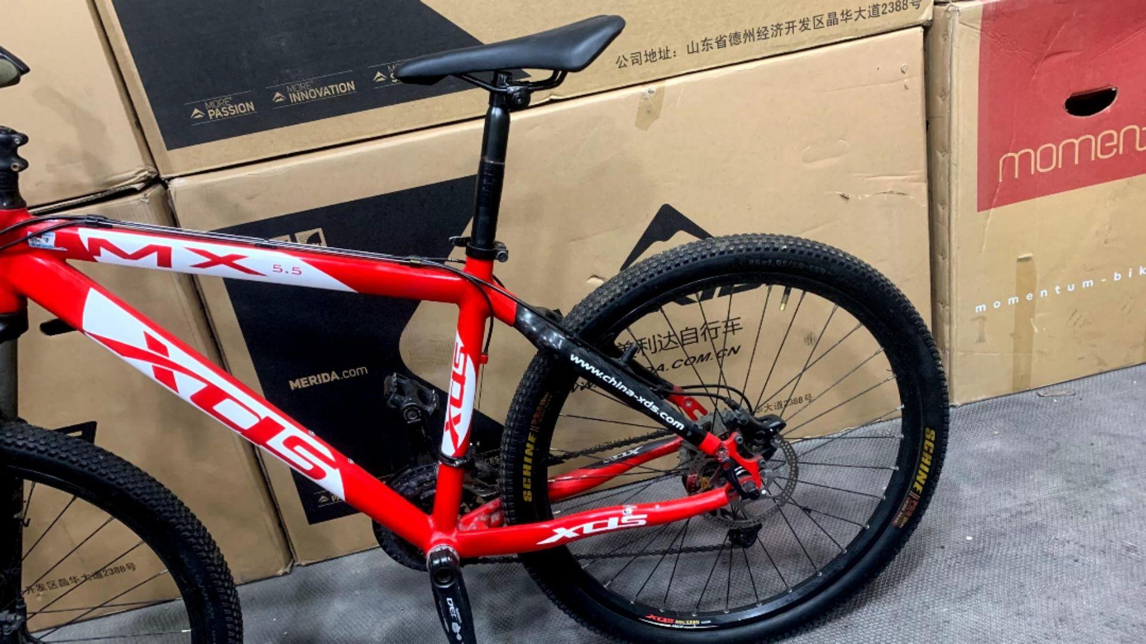 喜德盛 mx5.5.27速油刹,半碳车架