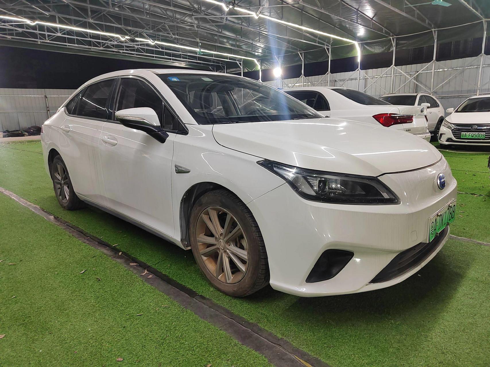 新到两台19年12月上牌广汽埃安炫530,续航410公里,宁德时代,三元锂