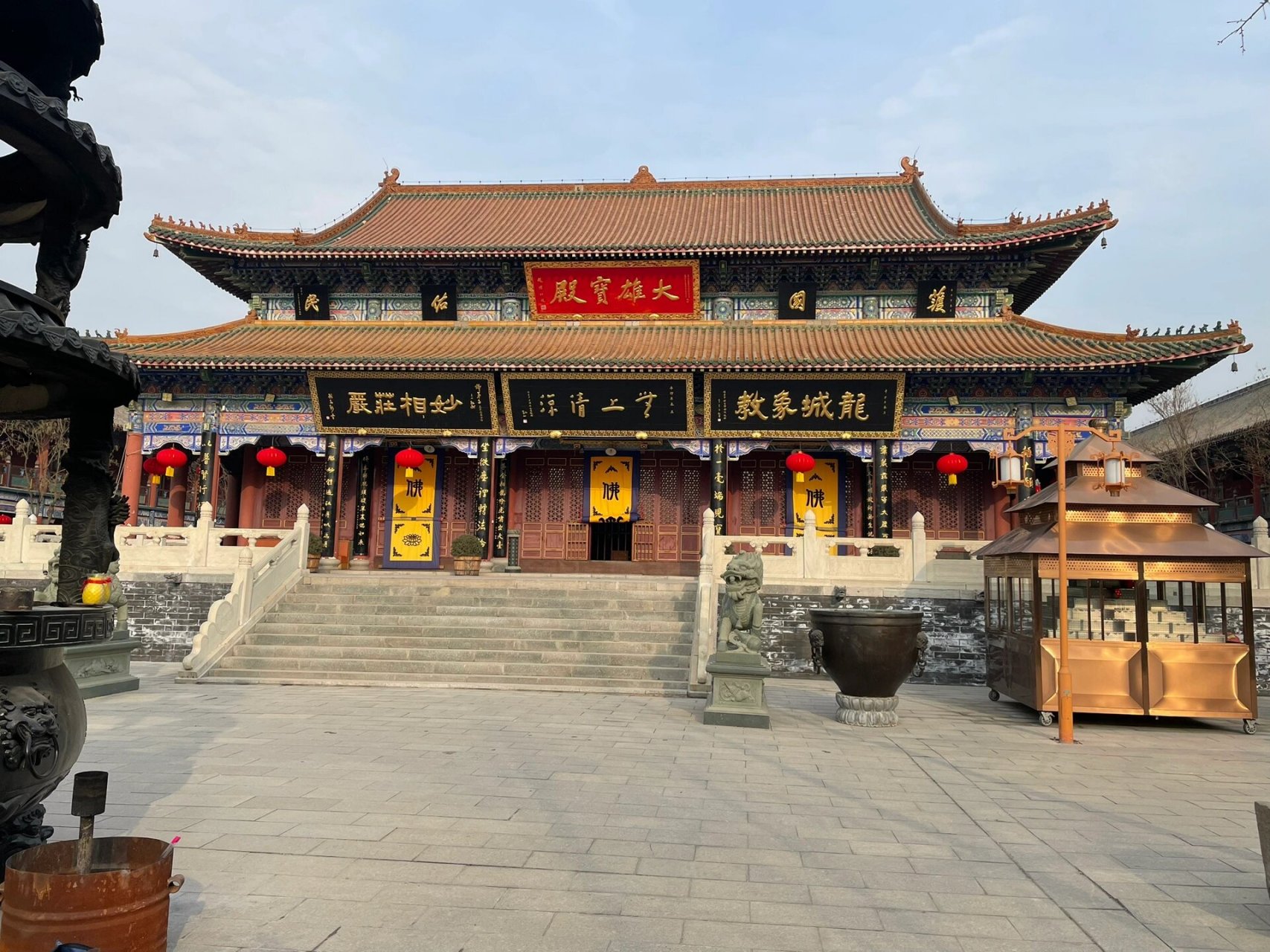 天津西青区峰山药王古寺 坐落在西青区大寺镇的药王古寺,重新翻修了