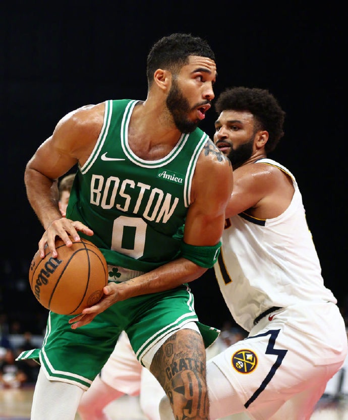 凯尔特人主场胜掘金，沃克砍下全场最高分的简单介绍