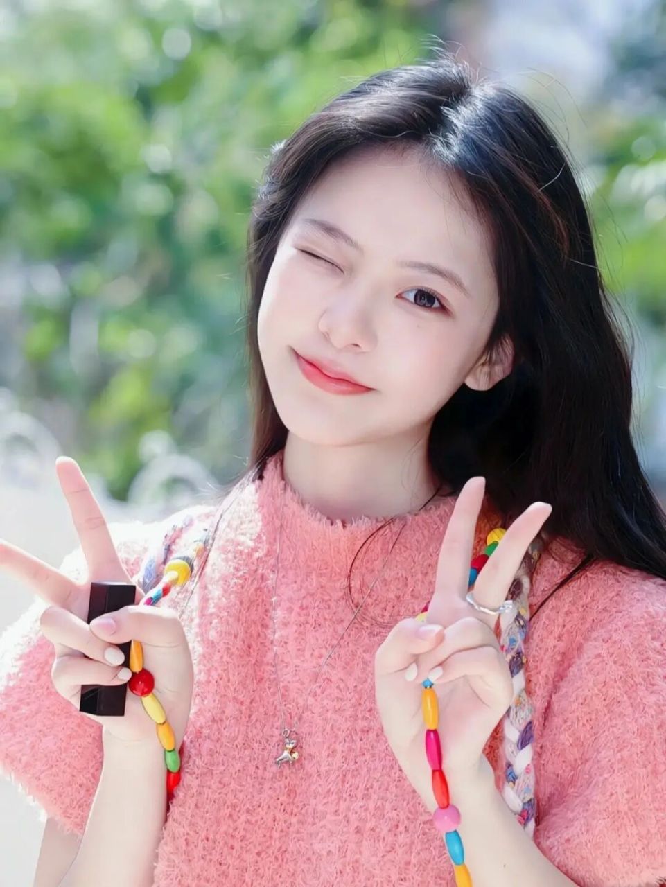 甜系女孩#修图# #壁纸# #头像分享# #高清# #甜妹# cn:葵花妙飞鱼