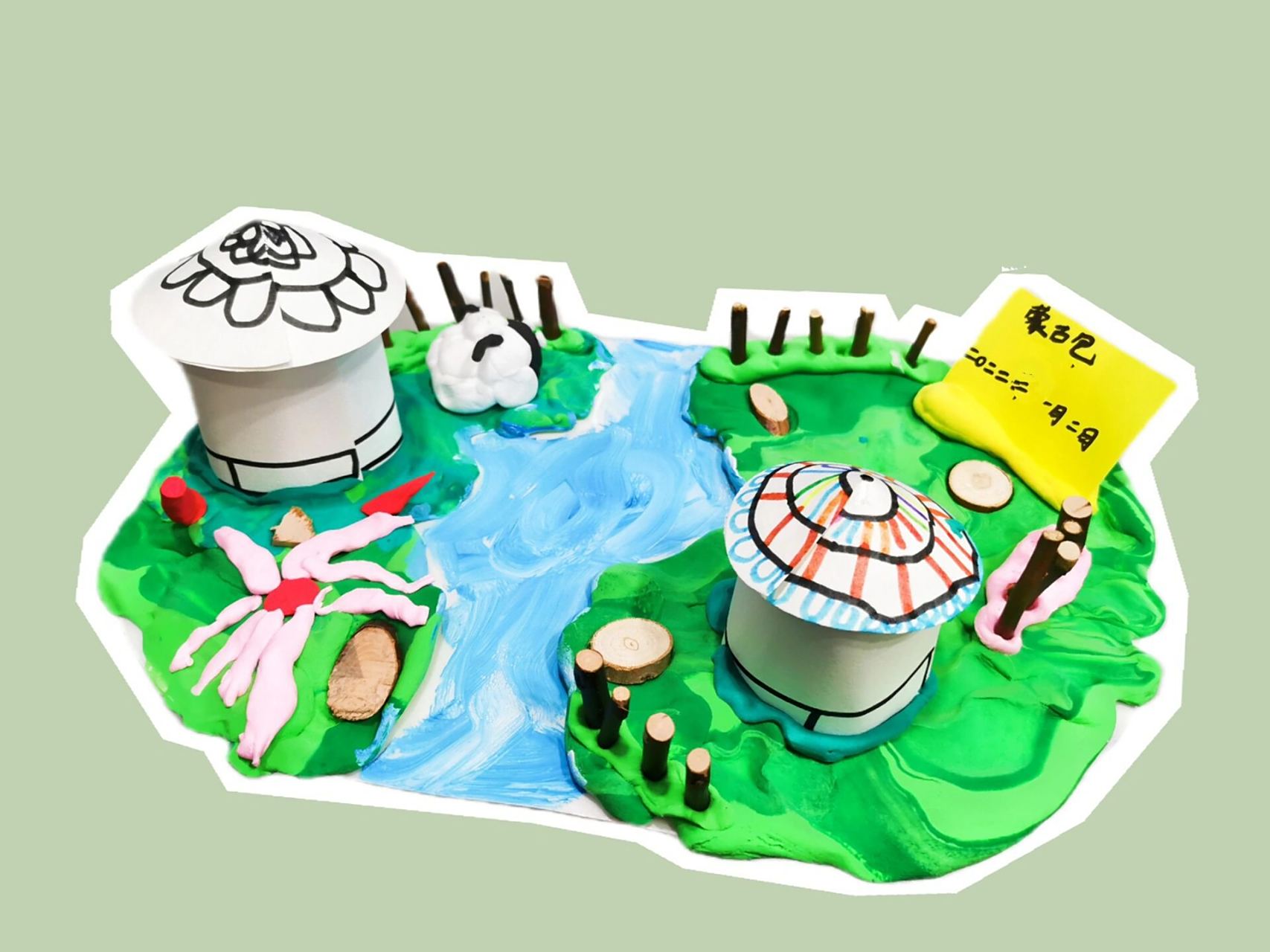 草原上的蒙古包—4-6岁创意美术手工课 观察蒙古包的造型,感受蒙古包