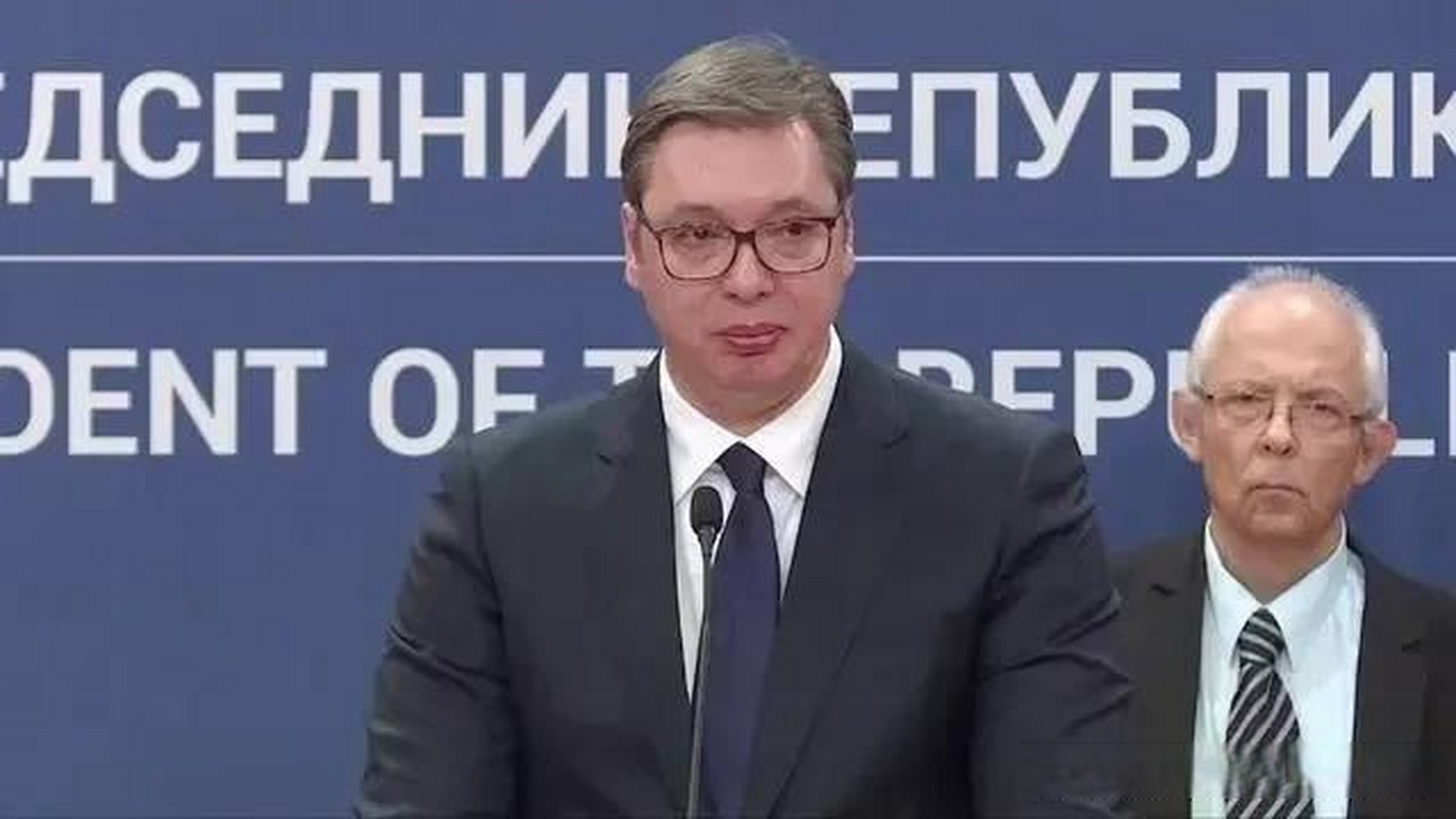 塞尔维亚的总统武契奇也许会被迫辞职.