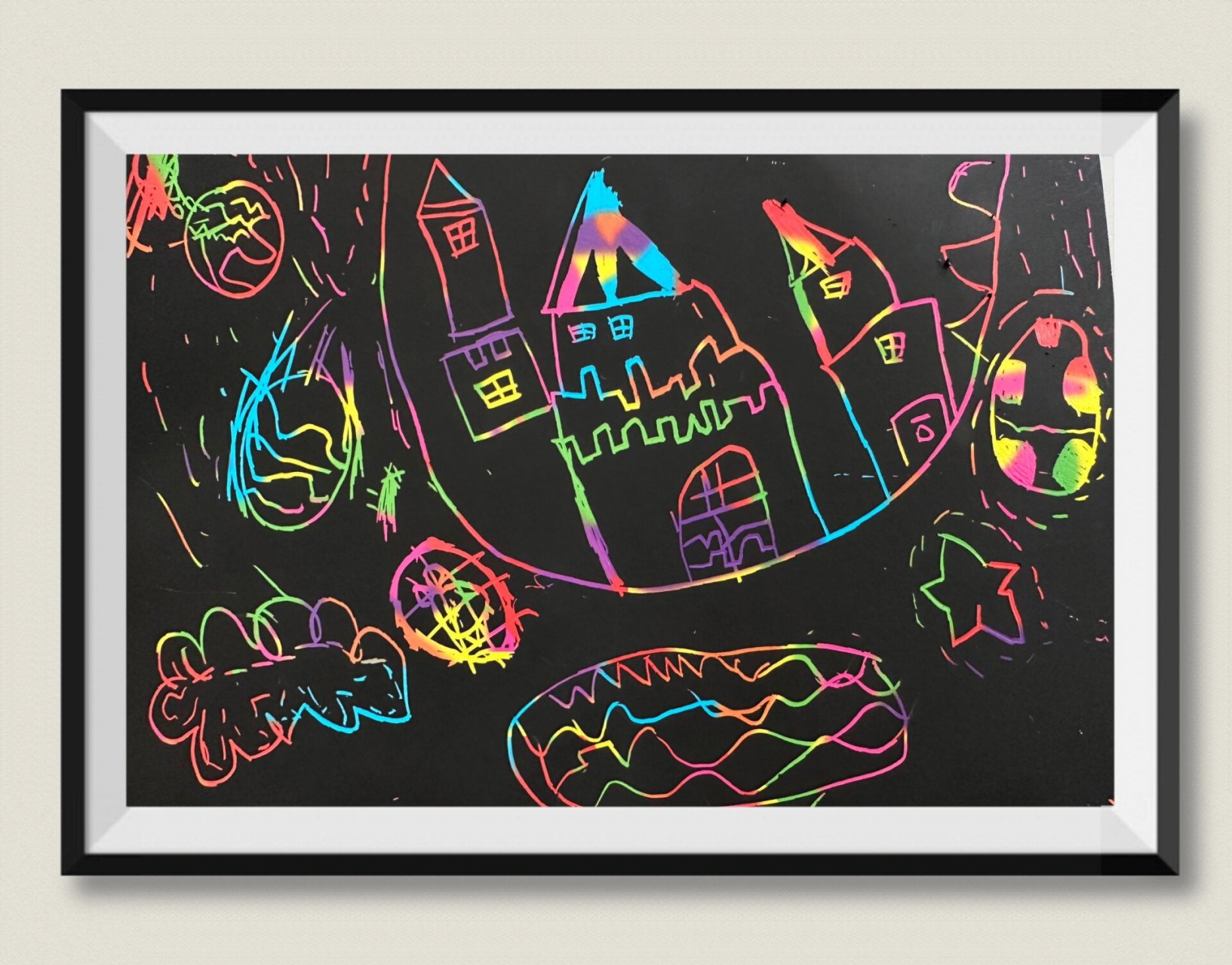 快来看孩子们的星空联想刮画作品