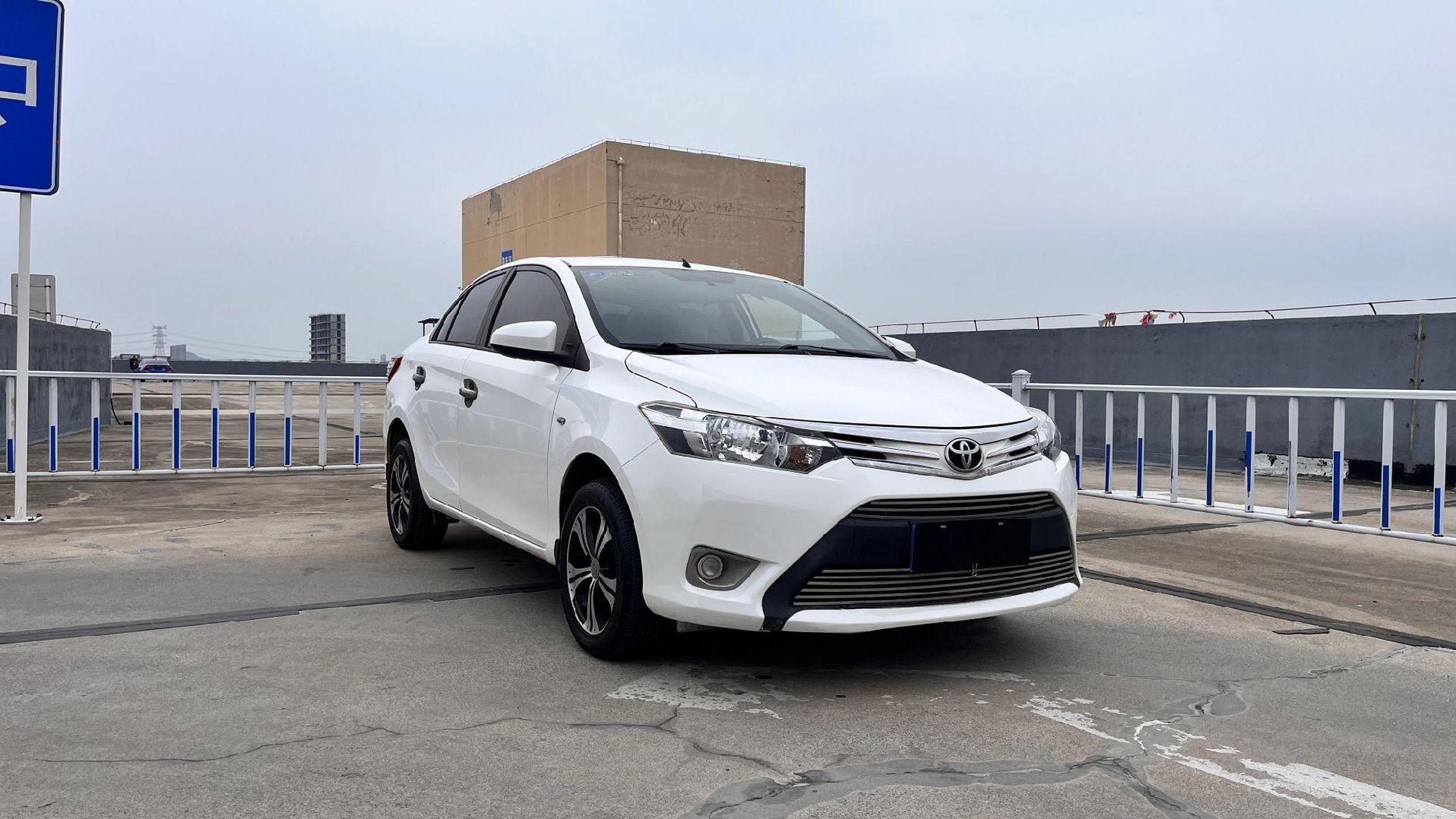 新到14年丰田威驰 1.